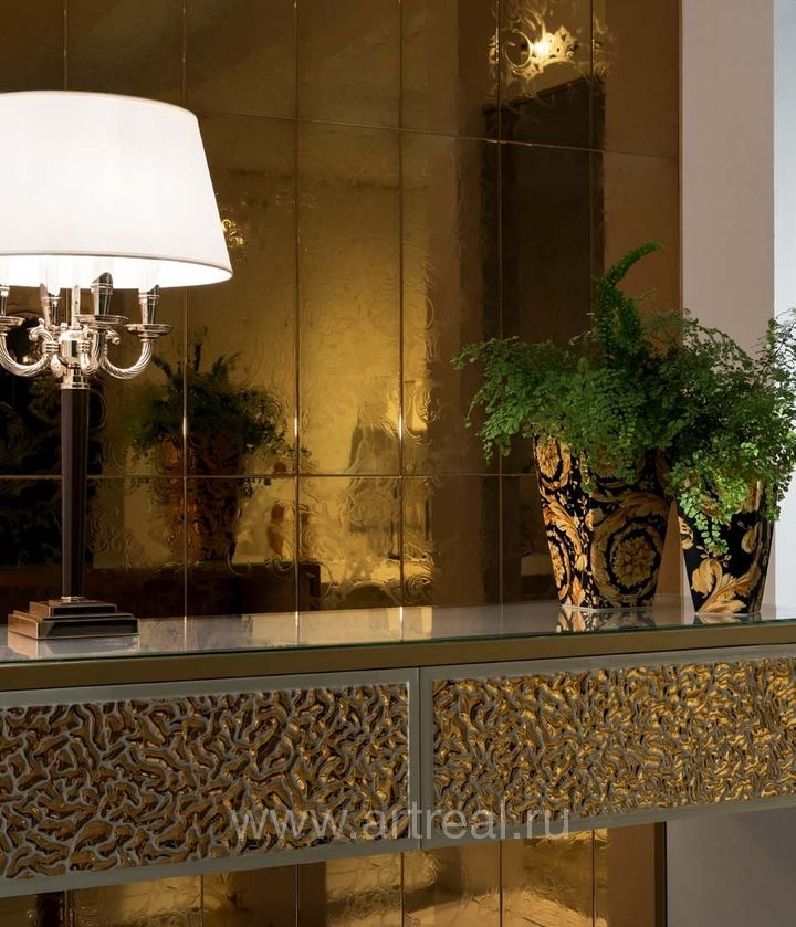 Керамическая плитка Gardenia (Versace) Gold в интерьере
